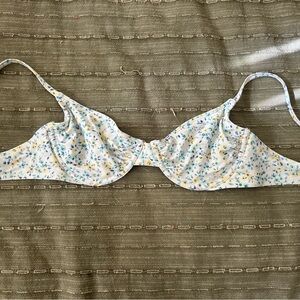 Gilly Hicks Underwire Bikini Top White, Blue, & Yellow Floral Medium